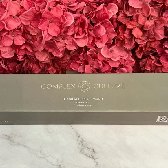 COMPLEX CULTURE Titanium Curling Wand 32mm - Picture 2 of 16